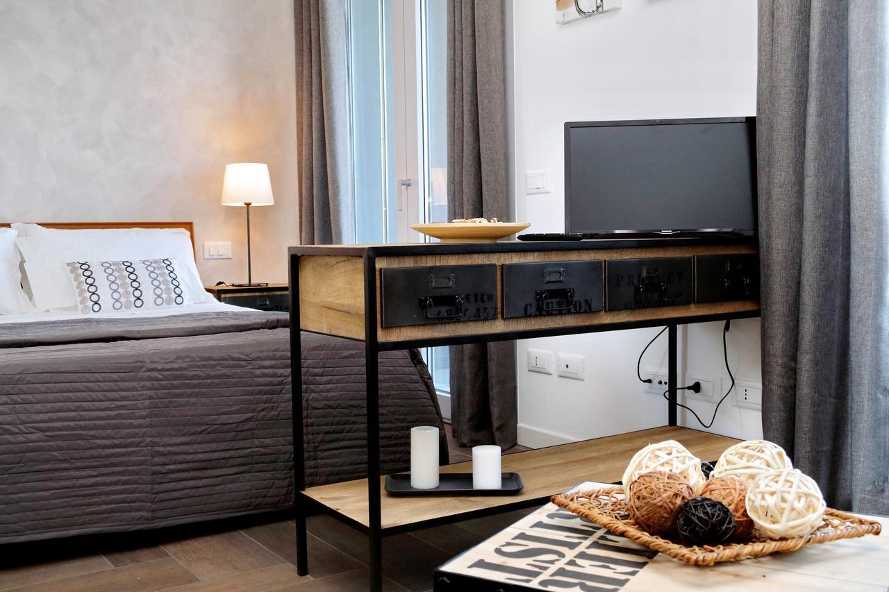 Delizioso Monolocale Con Terrazzo Roma