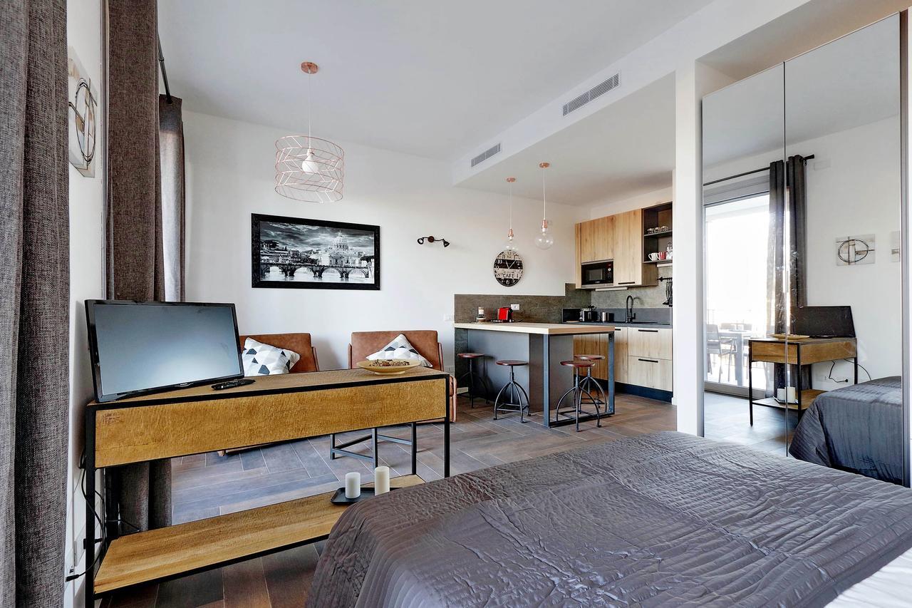 Delizioso Monolocale Con Terrazzo Appartamento