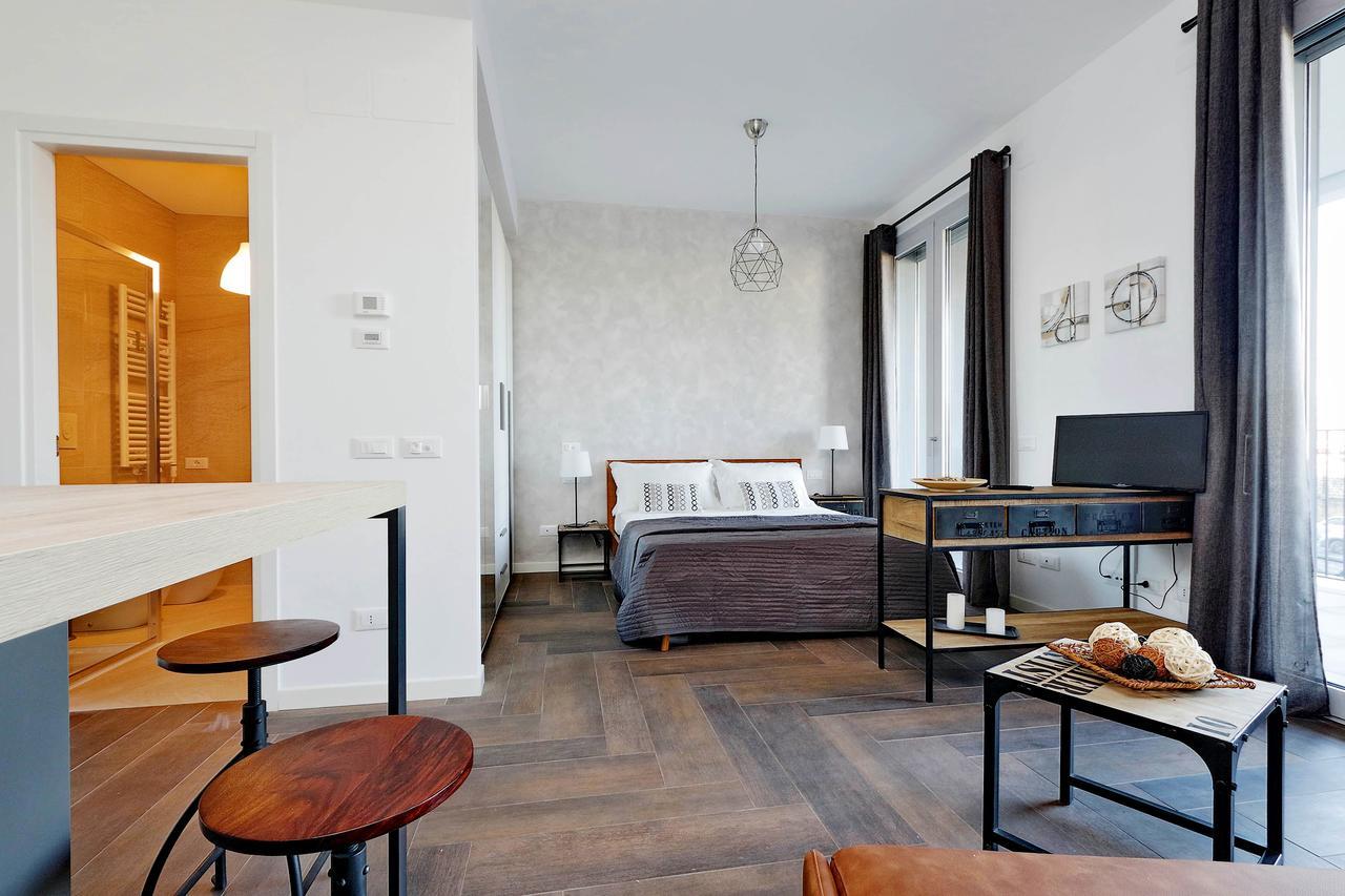Delizioso Monolocale Con Terrazzo Roma